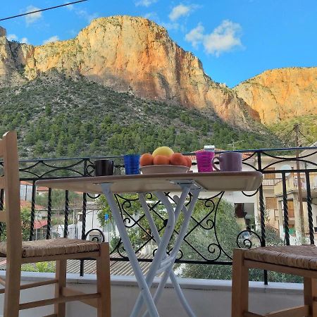 Delicatessen House Apartment Leonidio Bagian luar foto